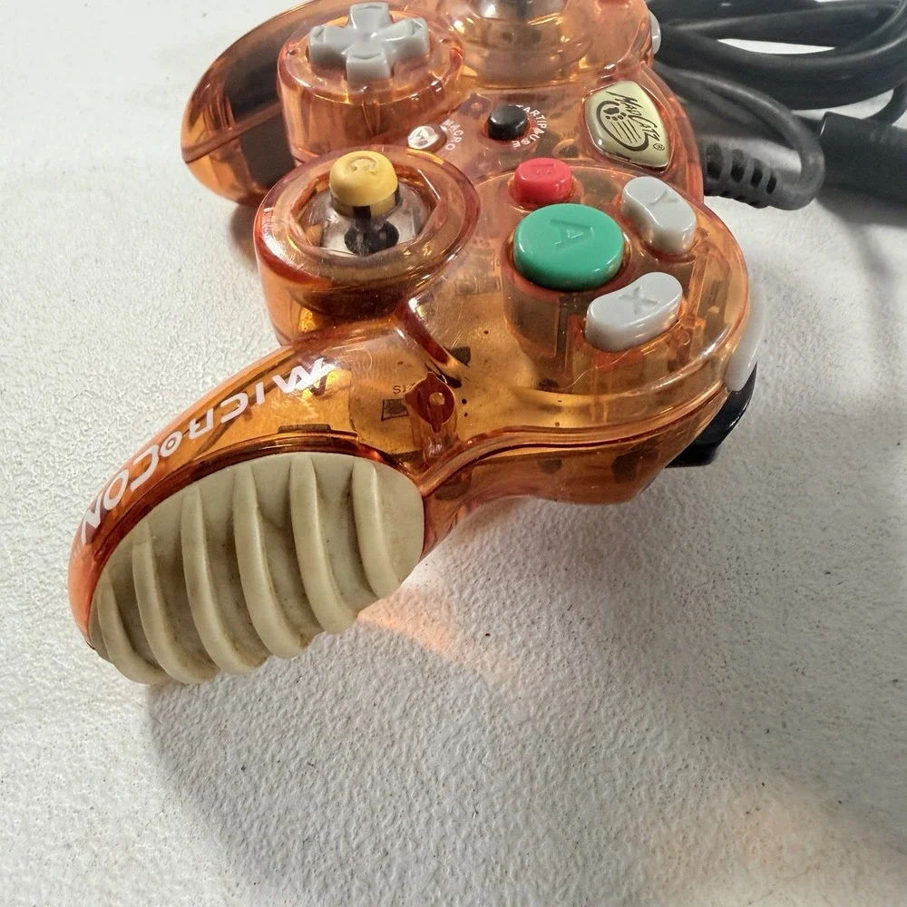 MadCatz GameCube Wired Controller Lot Of 2 MicroCon Model 5626 & 5636 WORKS READ